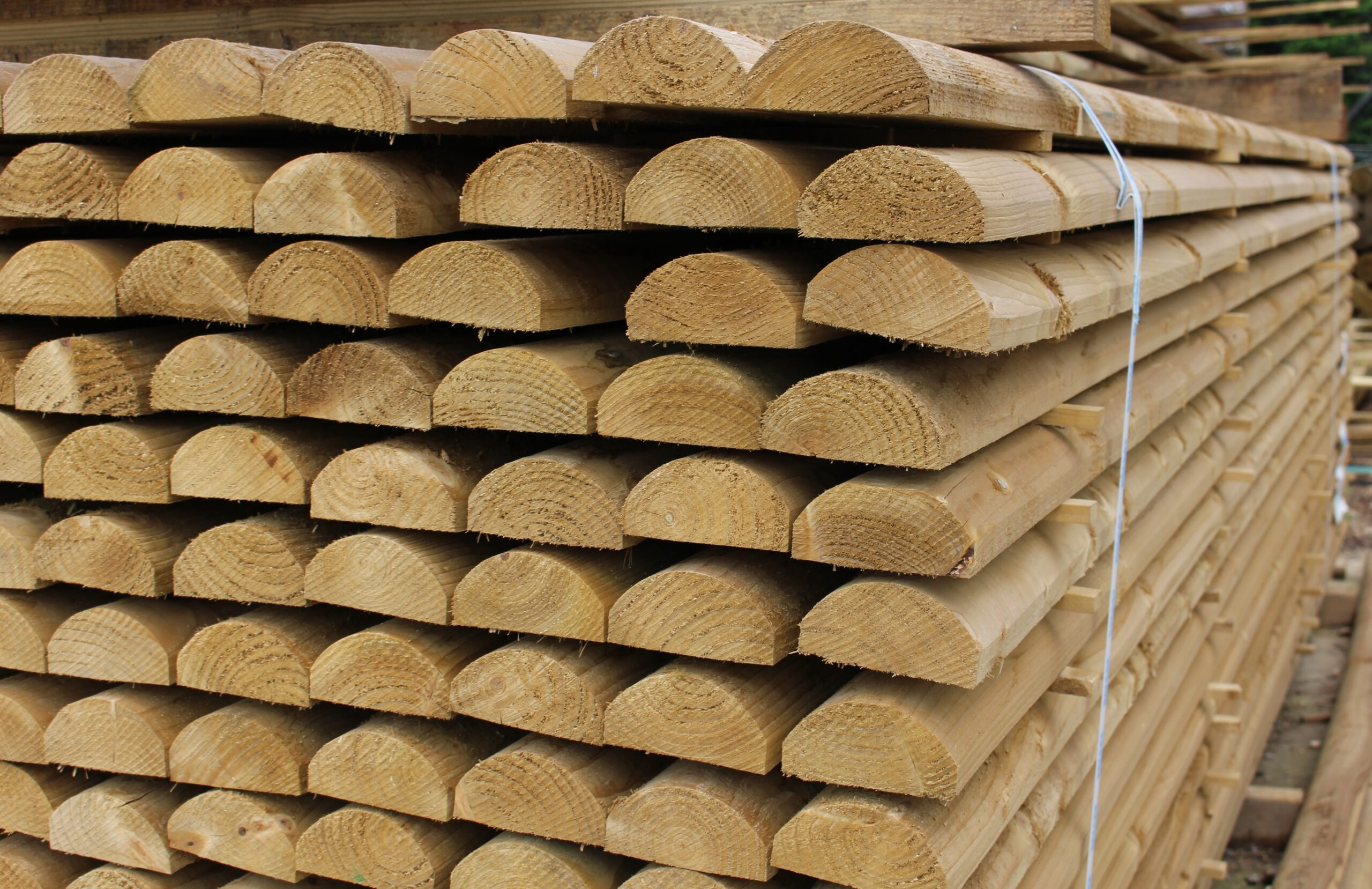 Half Round Rails 3600mm x 106mm - Image 4